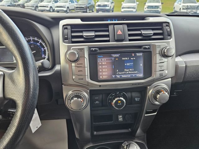Used 2016 Toyota 4Runner SR5 AWD/4WD image 17
