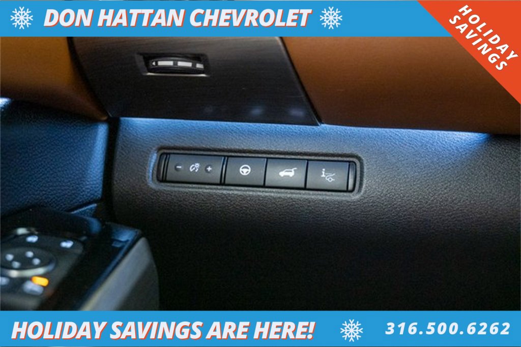 Used 2023 Nissan Pathfinder Platinum w/ Cargo Package image 17