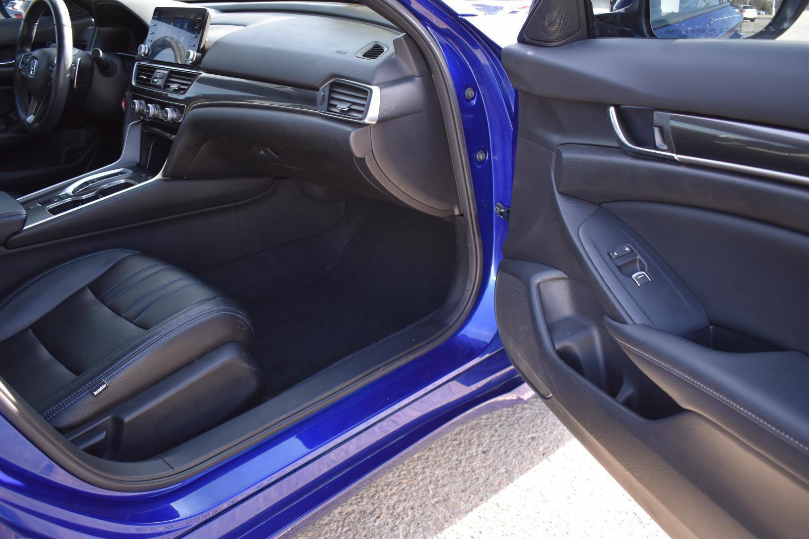 Used 2022 Honda Accord Sport image 15