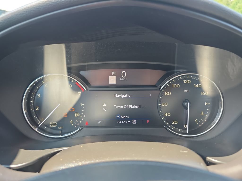 Used 2019 Cadillac XT4 Luxury w/ Cold Weather Package AWD/4WD image 25