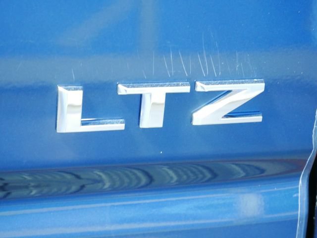 Used 2019 Chevrolet Silverado 1500 LTZ w/ LTZ Plus Package AWD/4WD image 10
