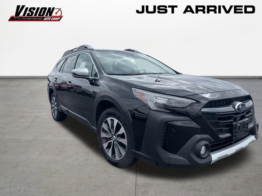 Used 2024 Subaru Outback Touring AWD/4WD image 4