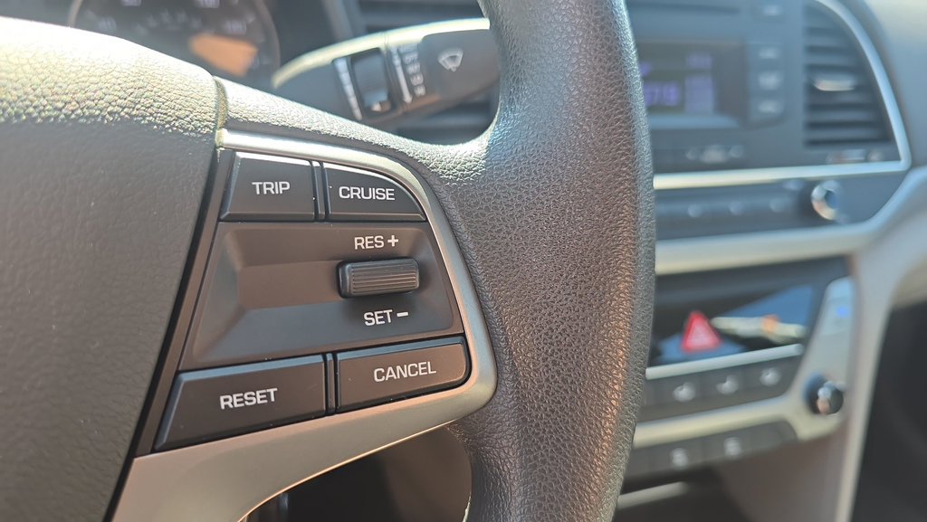 Used 2017 Hyundai Elantra SE w/ Cargo Package FWD image 23