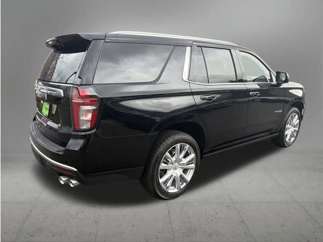 Used 2023 Chevrolet Tahoe High Country w/ Premium Package 2 AWD/4WD image 5