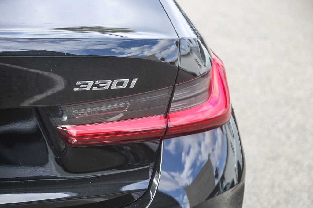 New 2026 BMW 330i Sedan w/ Convenience Package RWD image 7