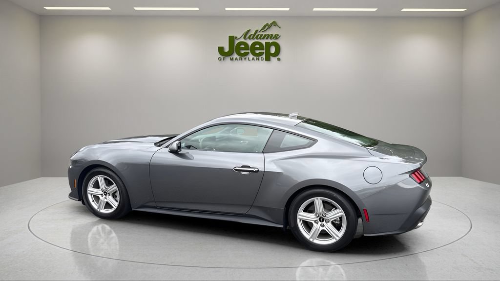 Used 2026 Ford Mustang Coupe RWD image 8