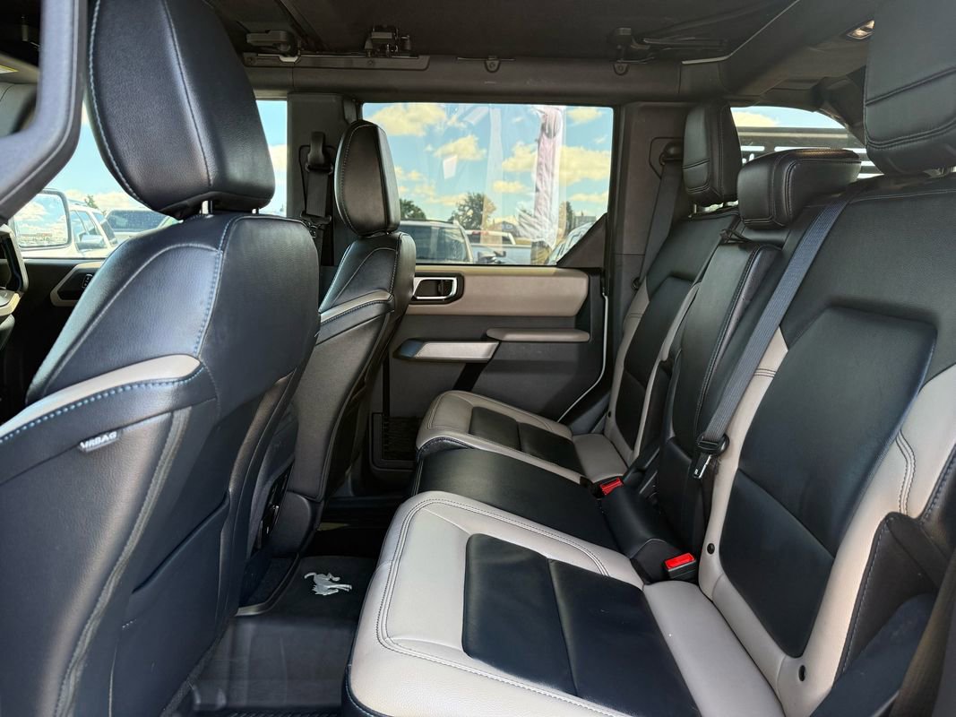 Used 2023 Ford Bronco Wildtrak image 25
