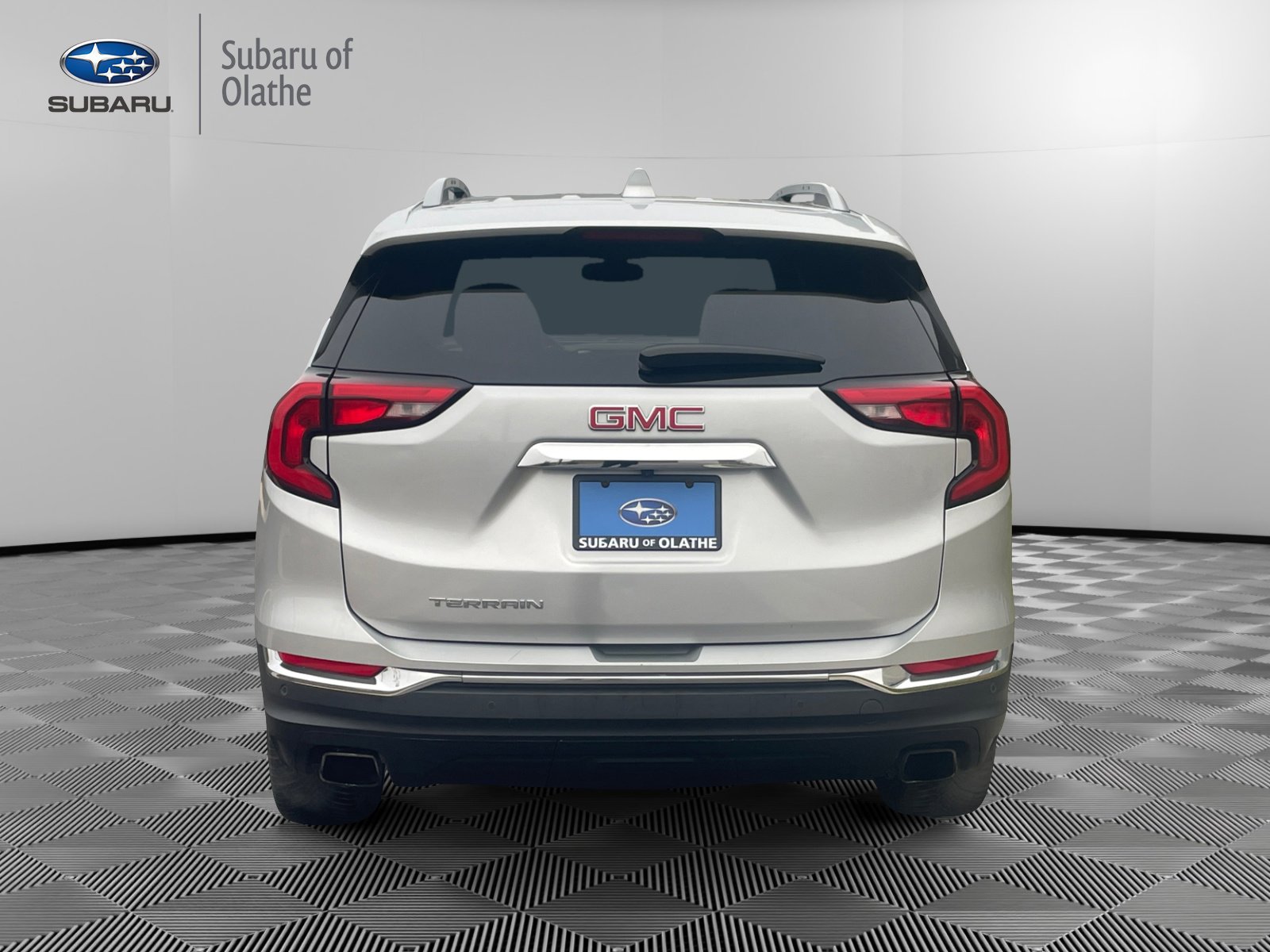 Used 2018 GMC Terrain SLT w/ Preferred Package image 9