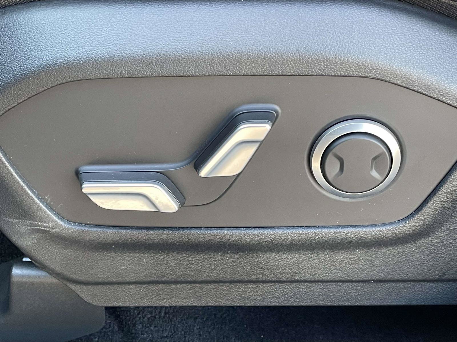 Certified 2026 Hyundai Santa Fe SEL FWD image 7