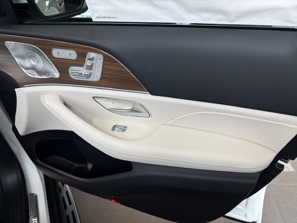 New 2026 Mercedes-Benz GLS 450 4MATIC image 12