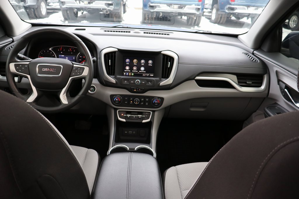Used 2022 GMC Terrain SLE w/ Driver Convenience Package image 19