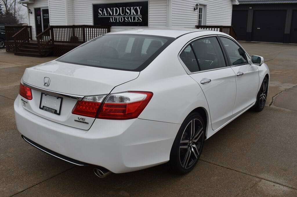 Used 2014 Honda Accord Touring image 3