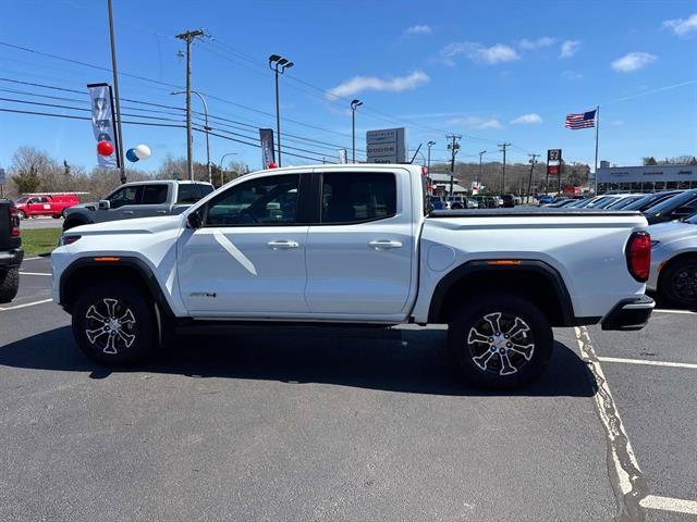 Used 2024 GMC Canyon AT4 w/ AT4 Premium Package AWD/4WD image 7