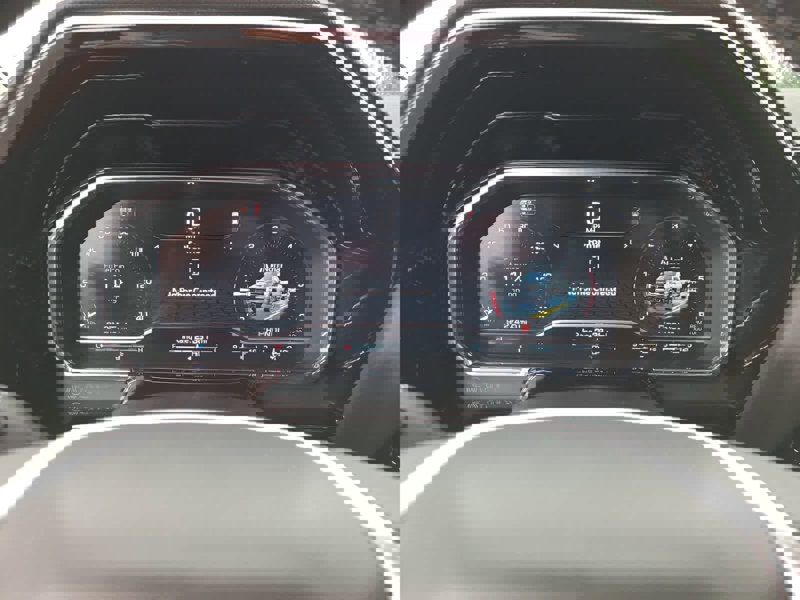 Used 2024 GMC Sierra 3500 SLE w/ SLE Value Package image 26