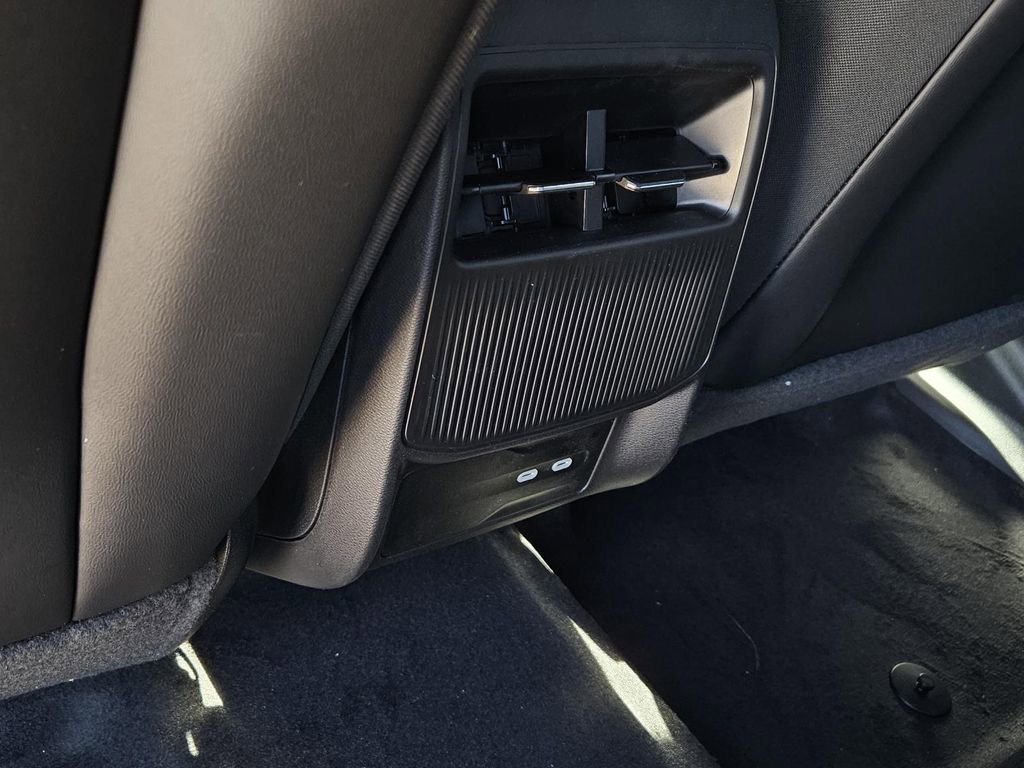 New 2026 Jeep Cherokee Limited image 13