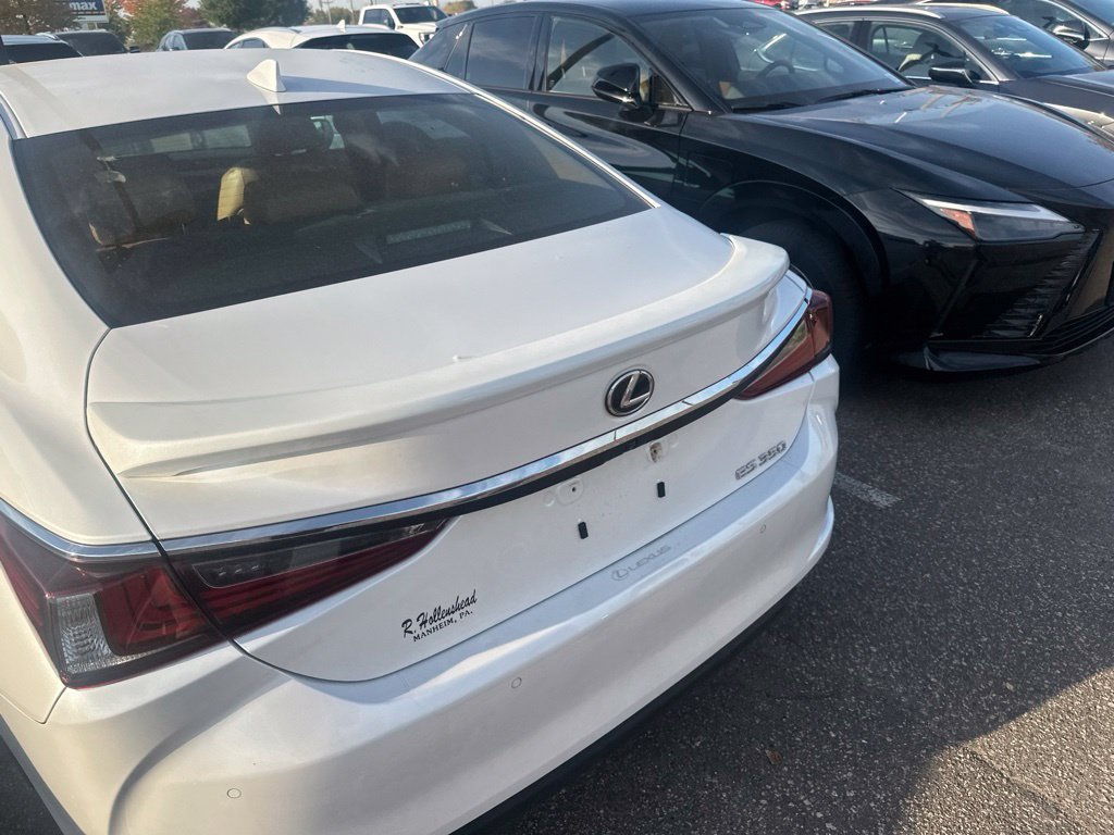 Certified 2024 Lexus ES 350 w/ Premium Package FWD image 17