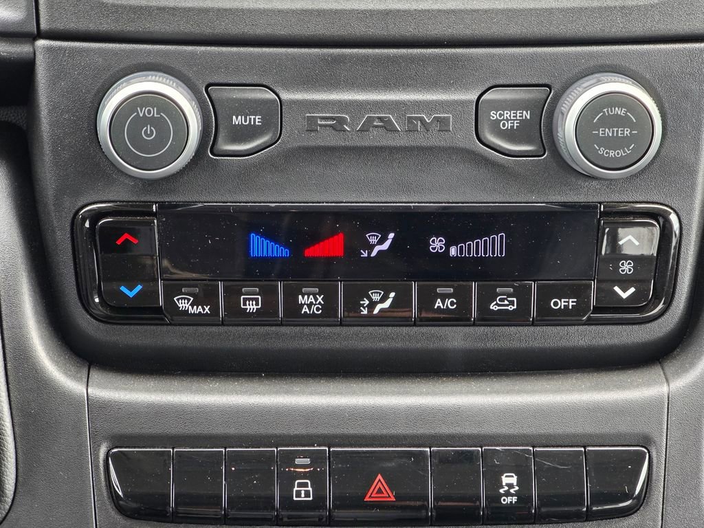 New 2026 RAM ProMaster 2500 w/ Convenience Group FWD image 14