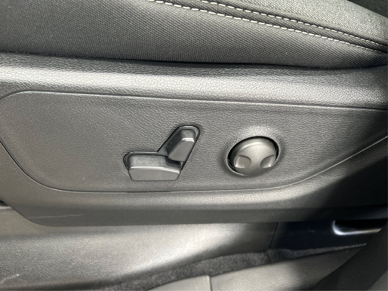 New 2026 RAM 1500 Big Horn AWD/4WD image 16