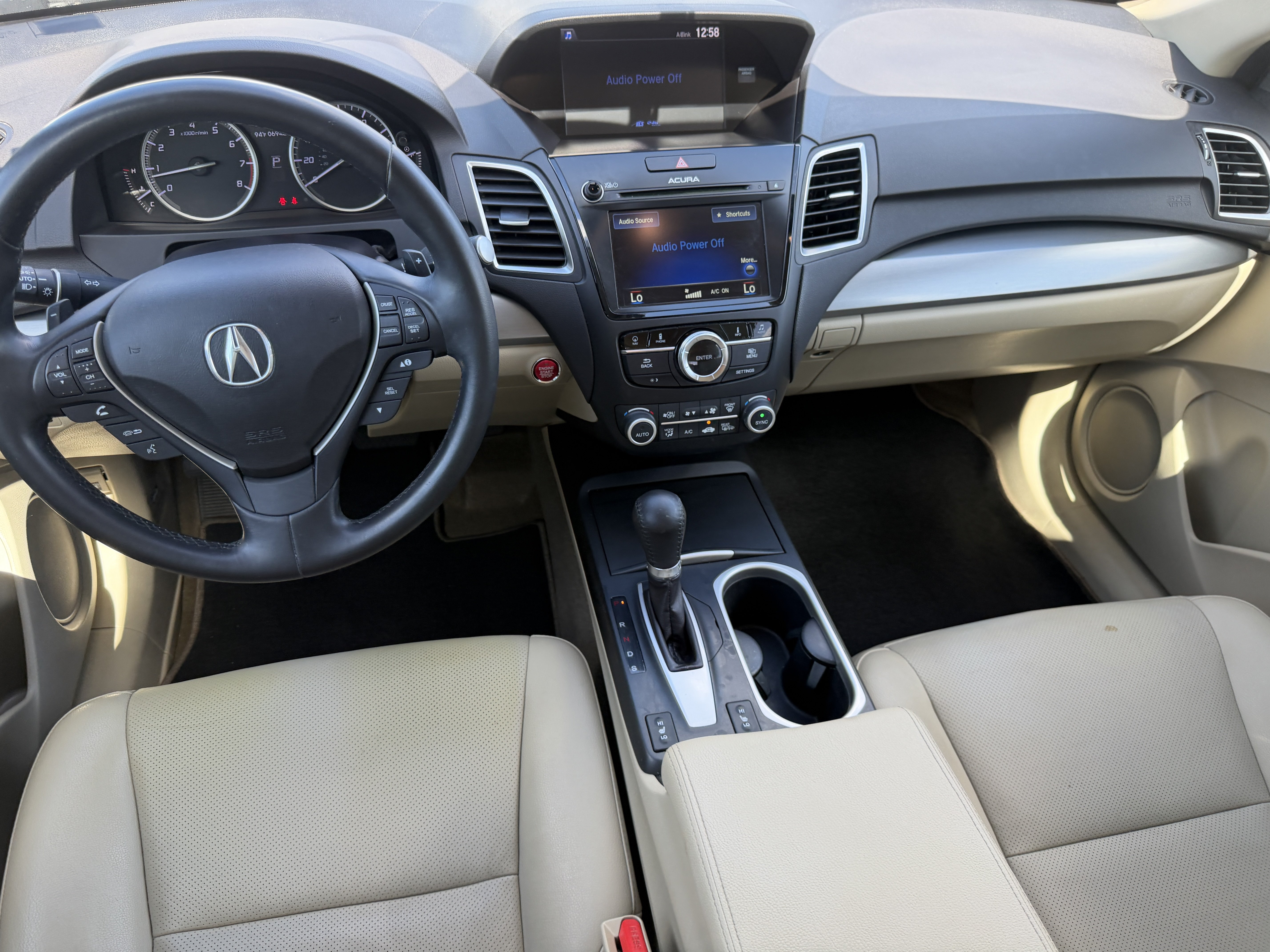 Used 2018 Acura RDX w/ Tech & AcuraWatch Plus Pack FWD image 12
