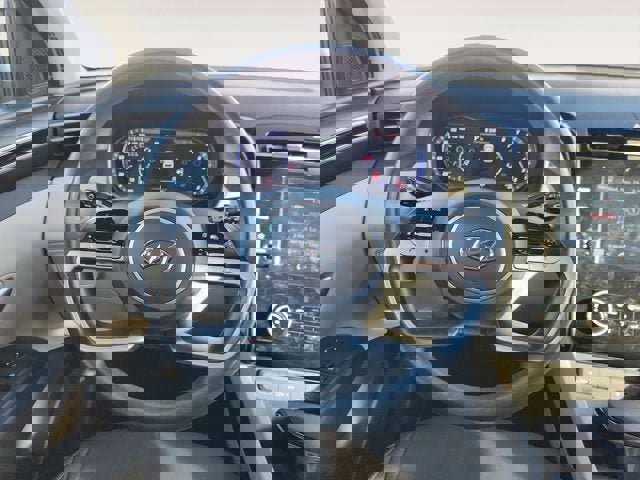 Used 2023 Hyundai Tucson SEL image 12