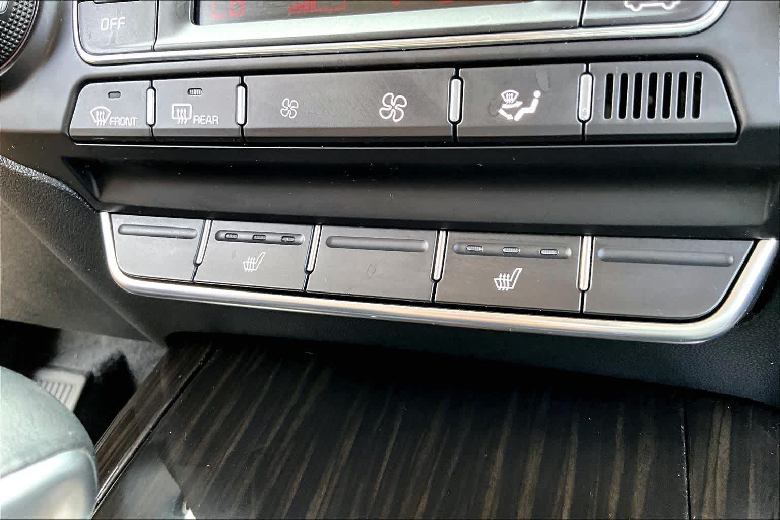 Used 2019 Kia Sorento EX FWD image 35