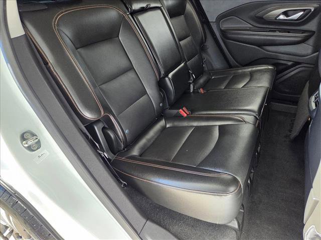 Used 2021 GMC Terrain SLT image 18