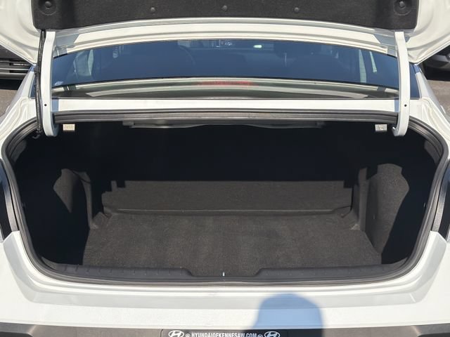 Certified 2026 Hyundai Elantra Hybrid FWD image 18