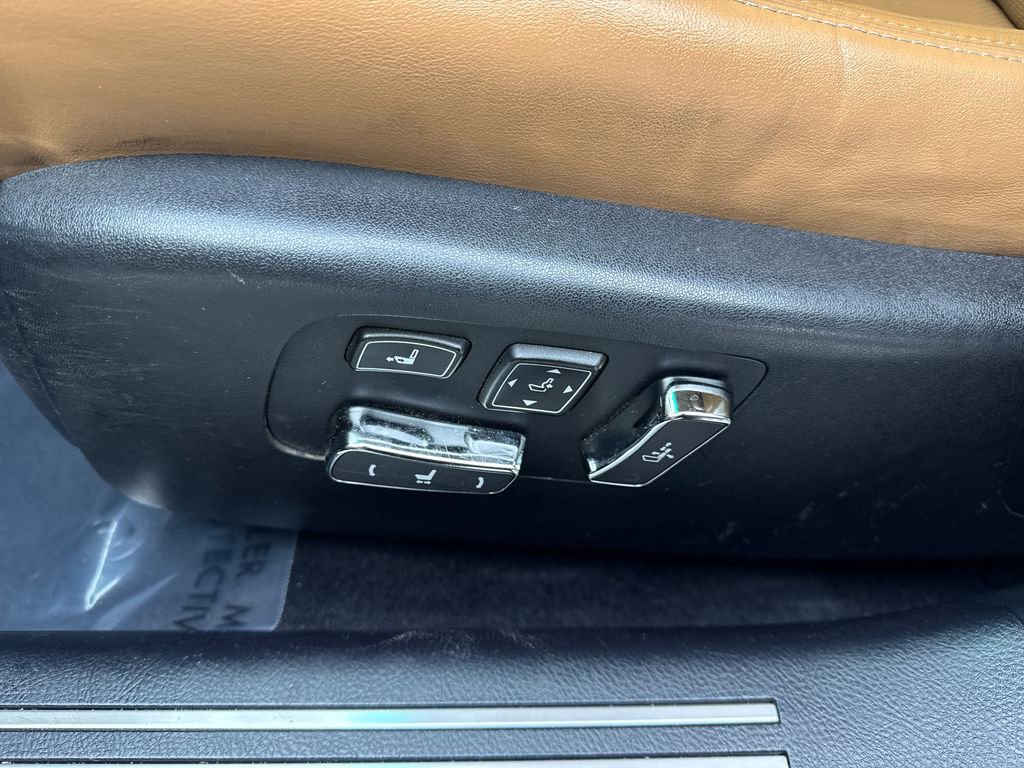 Used 2013 Lexus LS 460 L w/ Preferred Accessory Package image 30