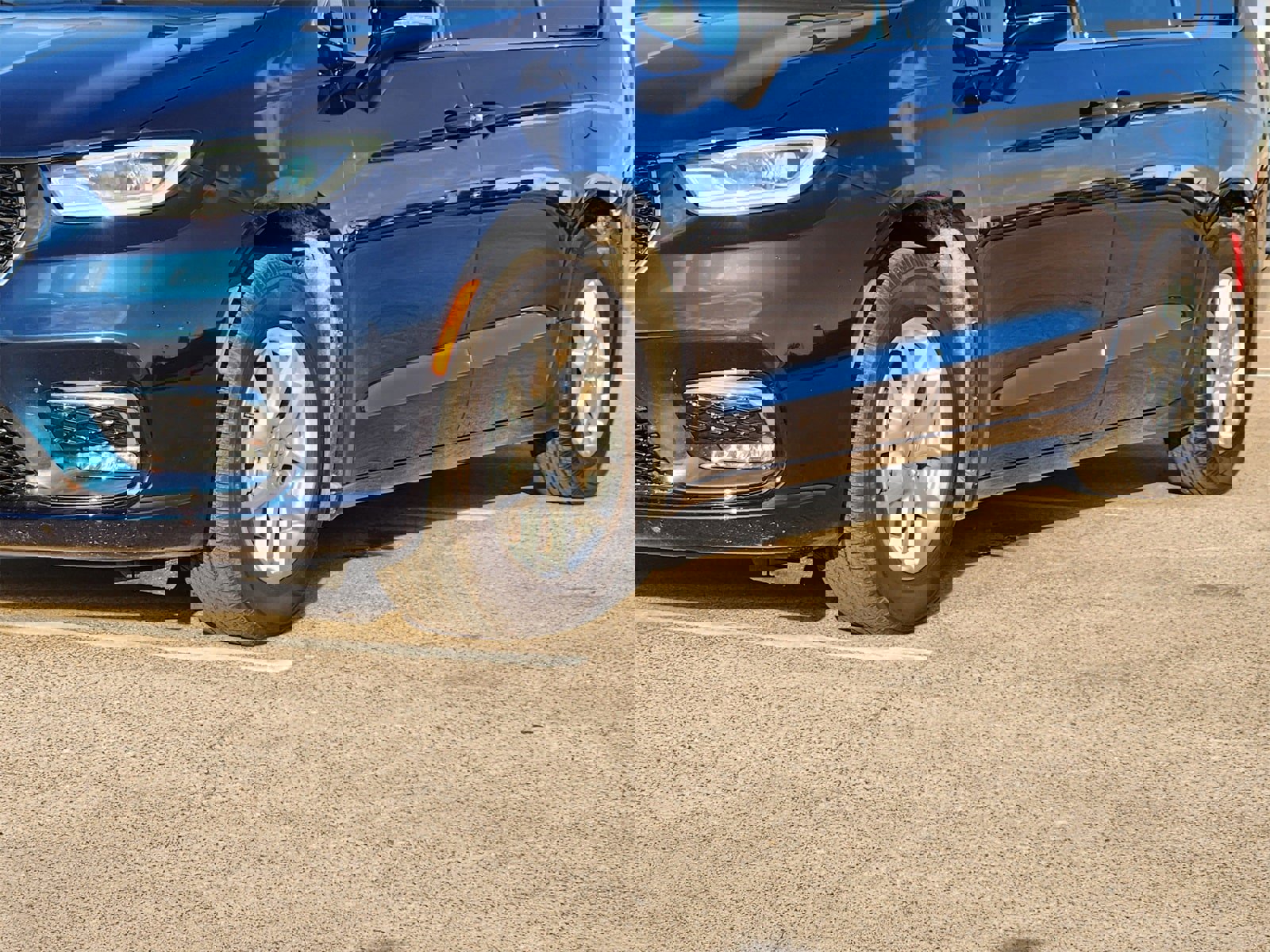 Certified 2024 Chrysler Pacifica Touring-L image 12