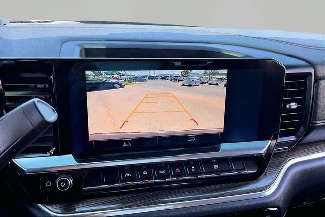 Used 2023 Chevrolet Silverado 1500 LT AWD/4WD image 11