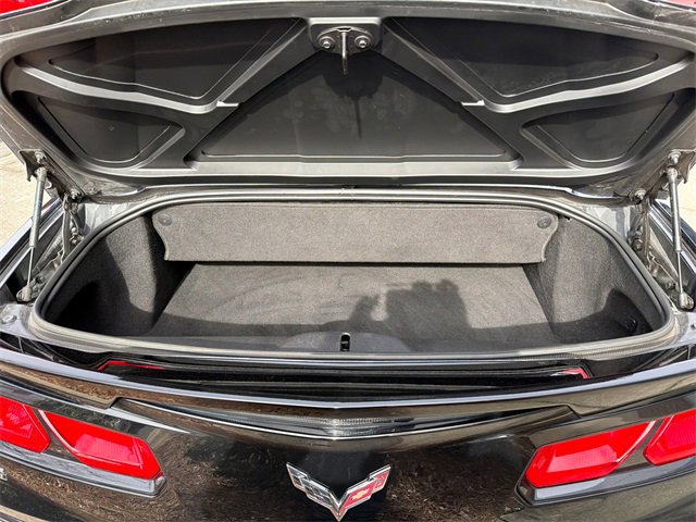 Used 2015 Chevrolet Corvette Stingray Z51 w/ 2LT Preferred Equipment Group image 16