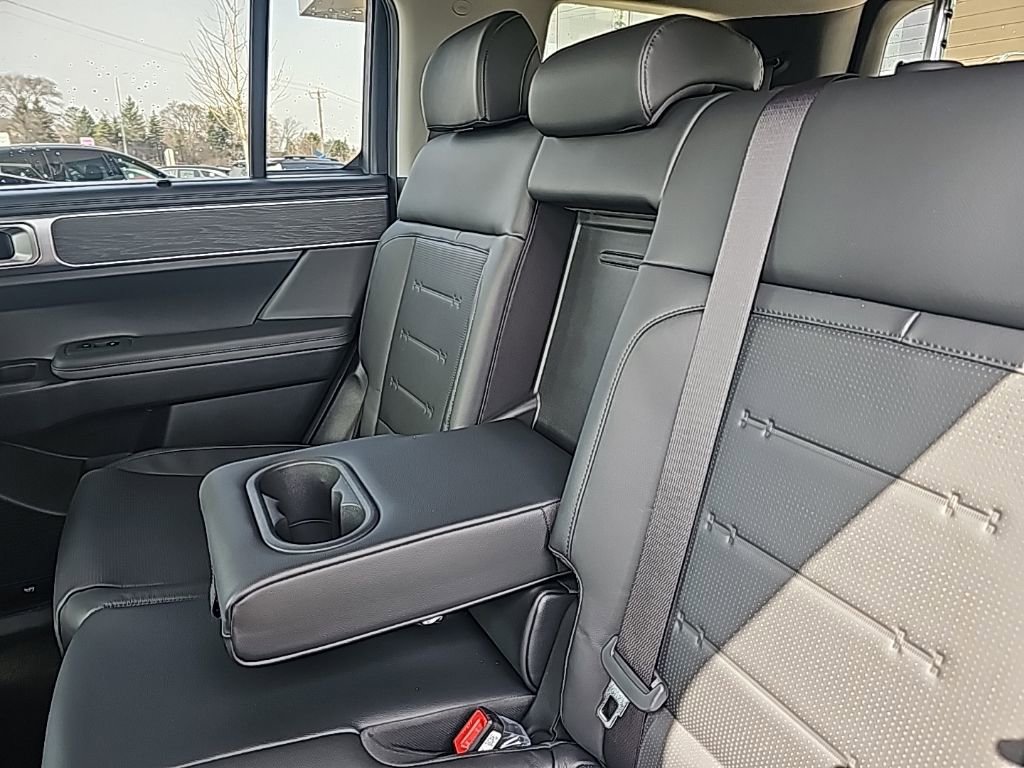 New 2026 Hyundai Santa Fe Limited AWD/4WD image 39