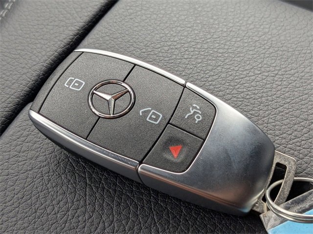 New 2026 Mercedes-Benz GLS 450 4MATIC image 33