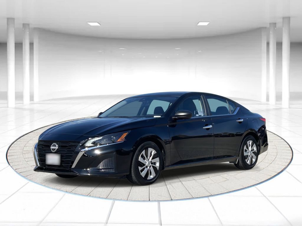 Used 2025 Nissan Altima 2.5 S image 1