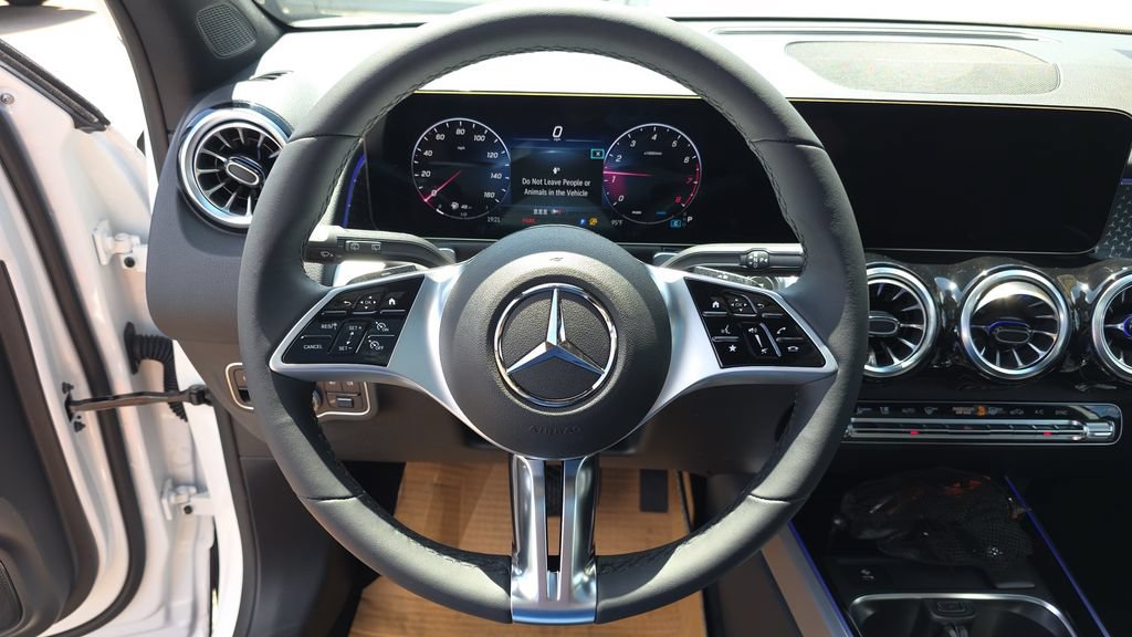 New 2026 Mercedes-Benz GLB 250 image 16