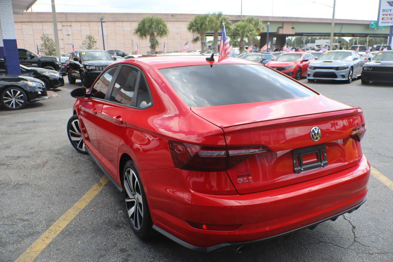 Used 2020 Volkswagen Jetta GLI FWD image 5
