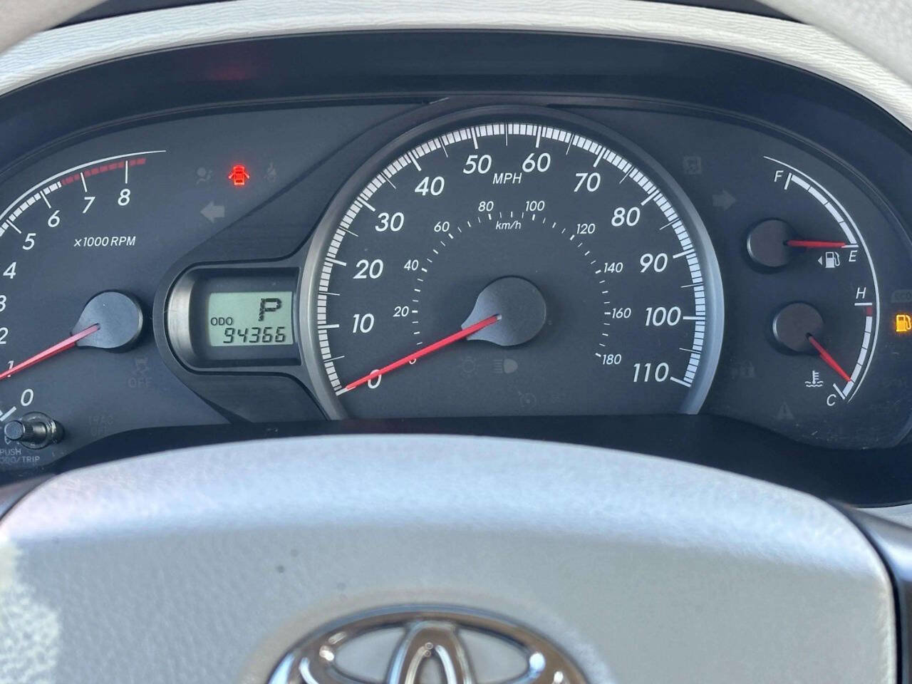 Used 2011 Toyota Sienna LE FWD image 26