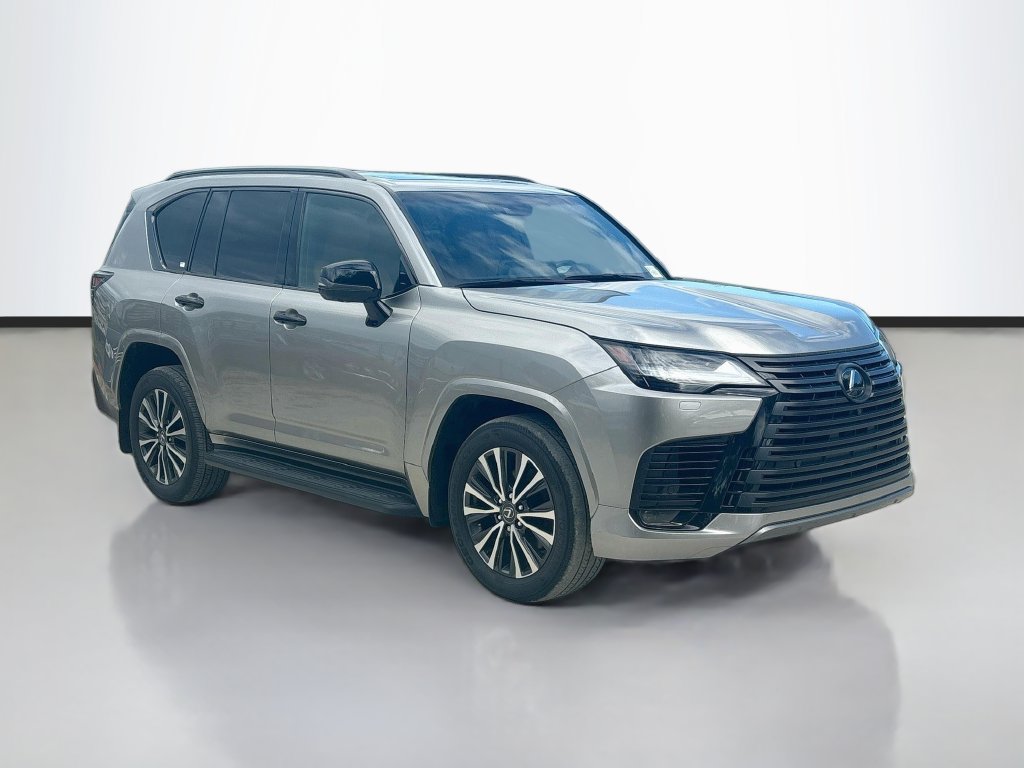 Used 2024 Lexus LX 600 4WD w/ Appearance Package image 3