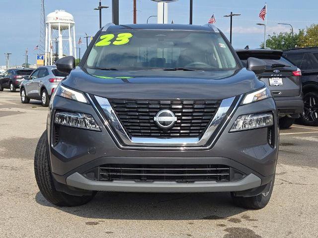 Used 2023 Nissan Rogue SV w/ SV Premium Package image 4