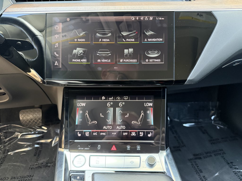 Used 2020 Audi e-tron Premium Plus AWD/4WD image 21