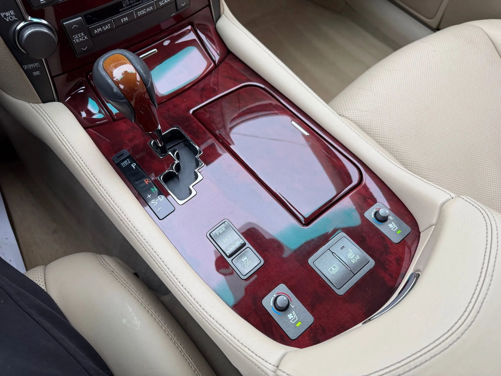 Used 2008 Lexus LS 460 L image 19