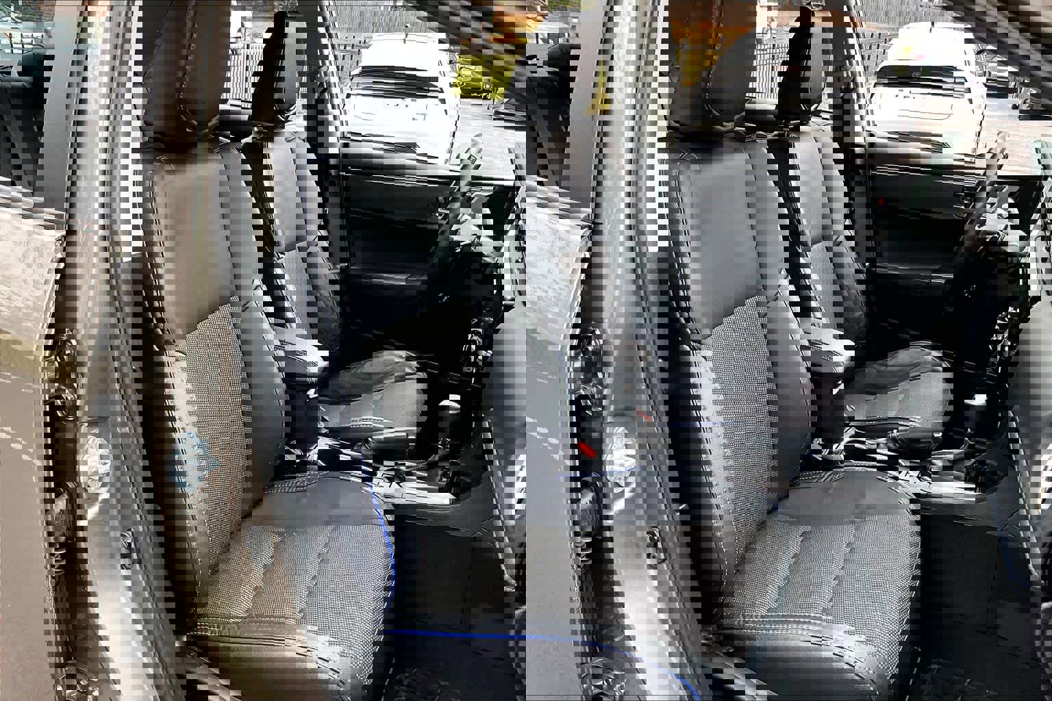 Used 2017 Toyota Corolla SE image 10