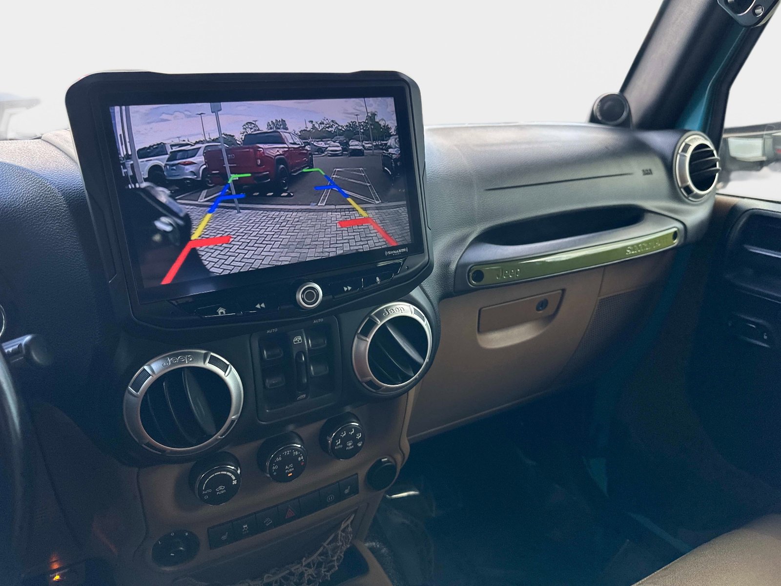 Used 2012 Jeep Wrangler Unlimited Sahara w/ Connectivity Group image 25