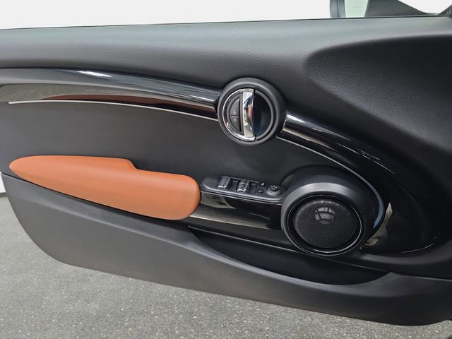 Used 2022 MINI Cooper S image 24