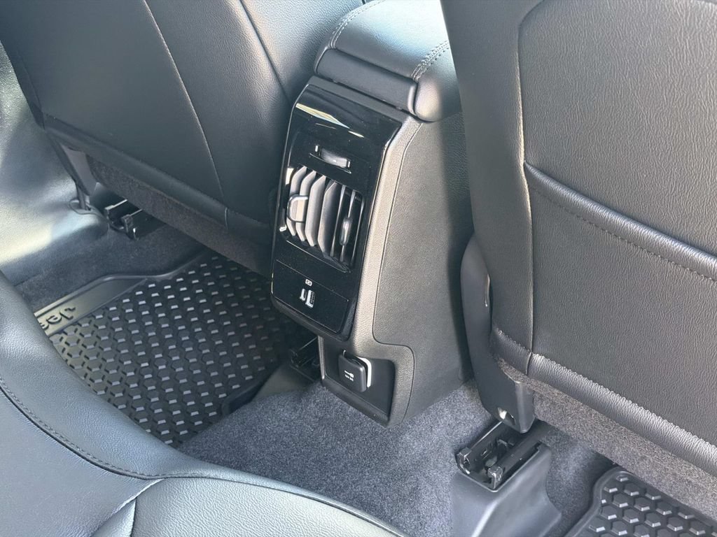New 2026 Jeep Compass Latitude AWD/4WD image 26