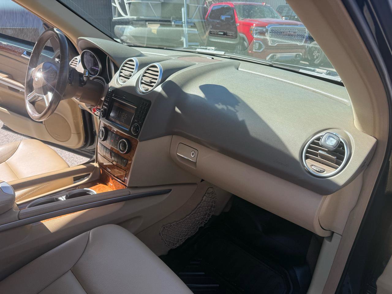 Used 2009 Mercedes-Benz ML 320 BlueTEC 4MATIC image 14