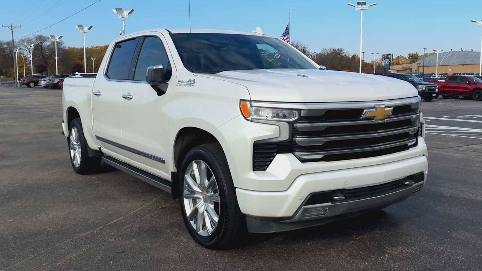 Certified 2023 Chevrolet Silverado 1500 High Country w/ Technology Package image 8