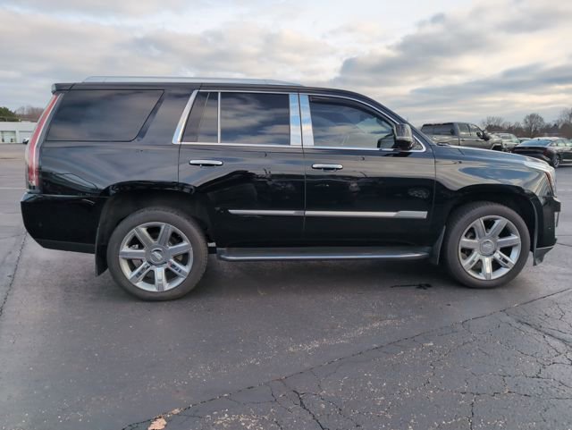 Used 2019 Cadillac Escalade Premium Luxury image 8