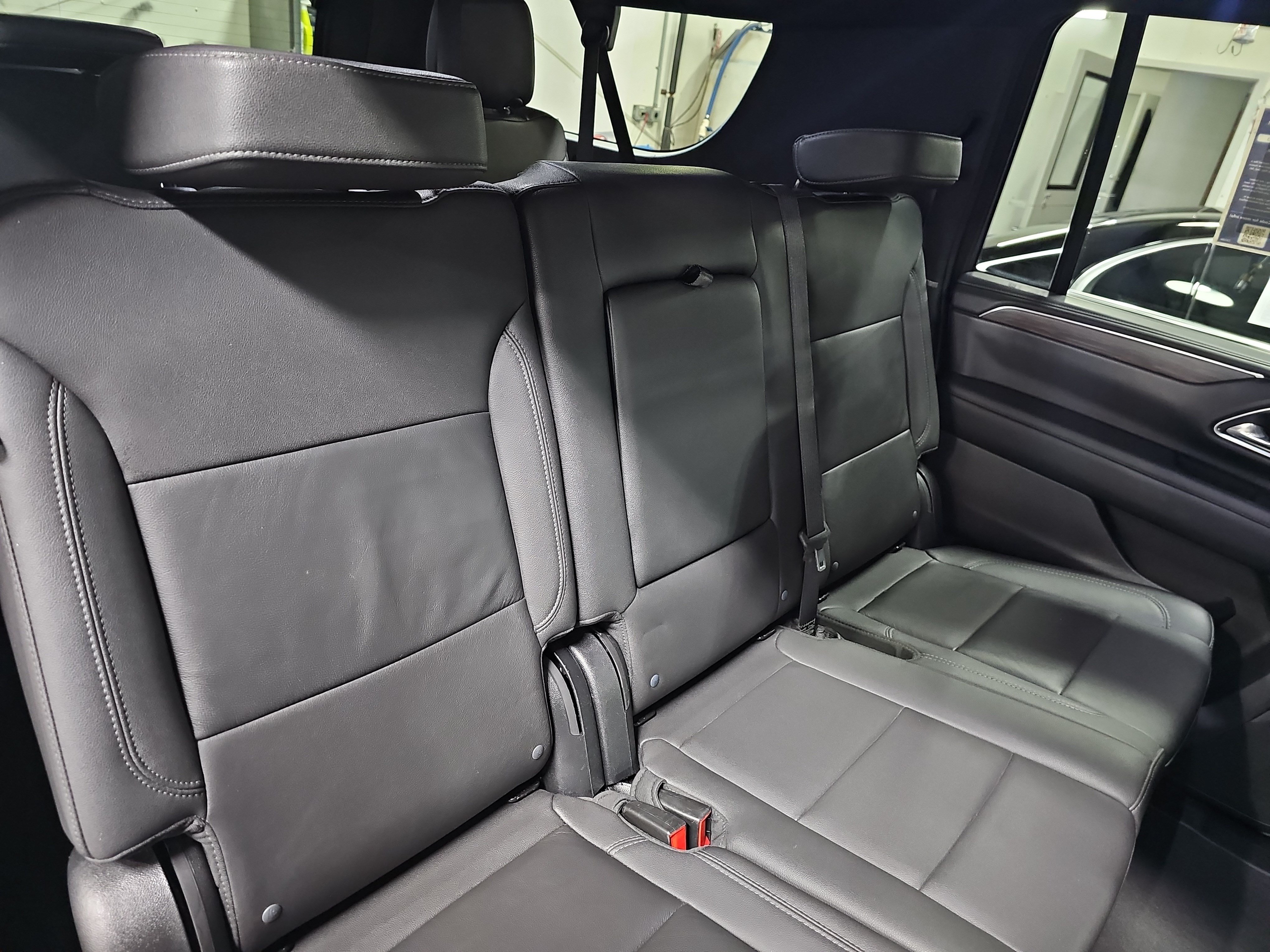 Used 2023 Chevrolet Suburban LT AWD/4WD image 12