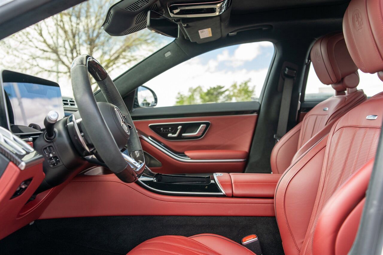 Used 2024 Mercedes-Benz S 63 AMG S image 27